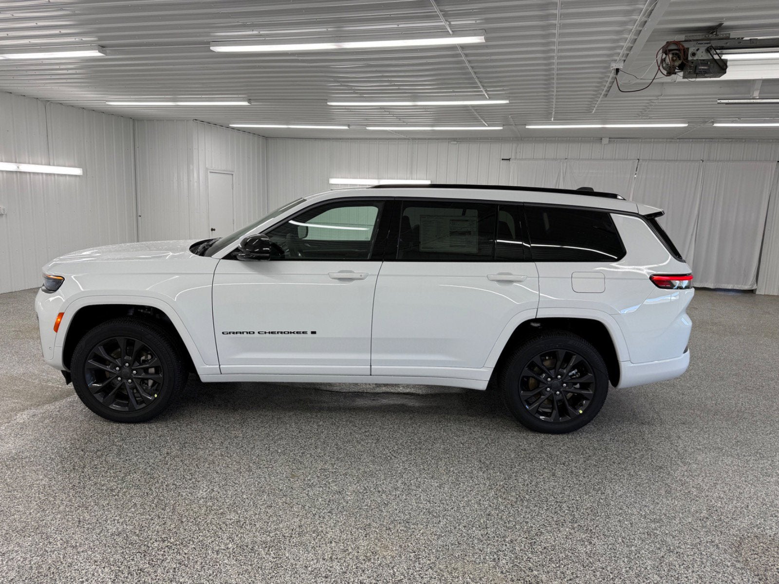 2026 Jeep Grand Cherokee L Limited Reserve