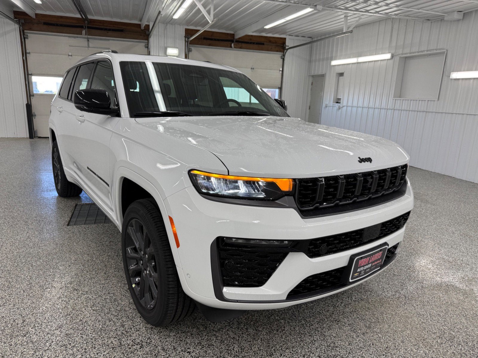 2026 Jeep Grand Cherokee L Limited Reserve