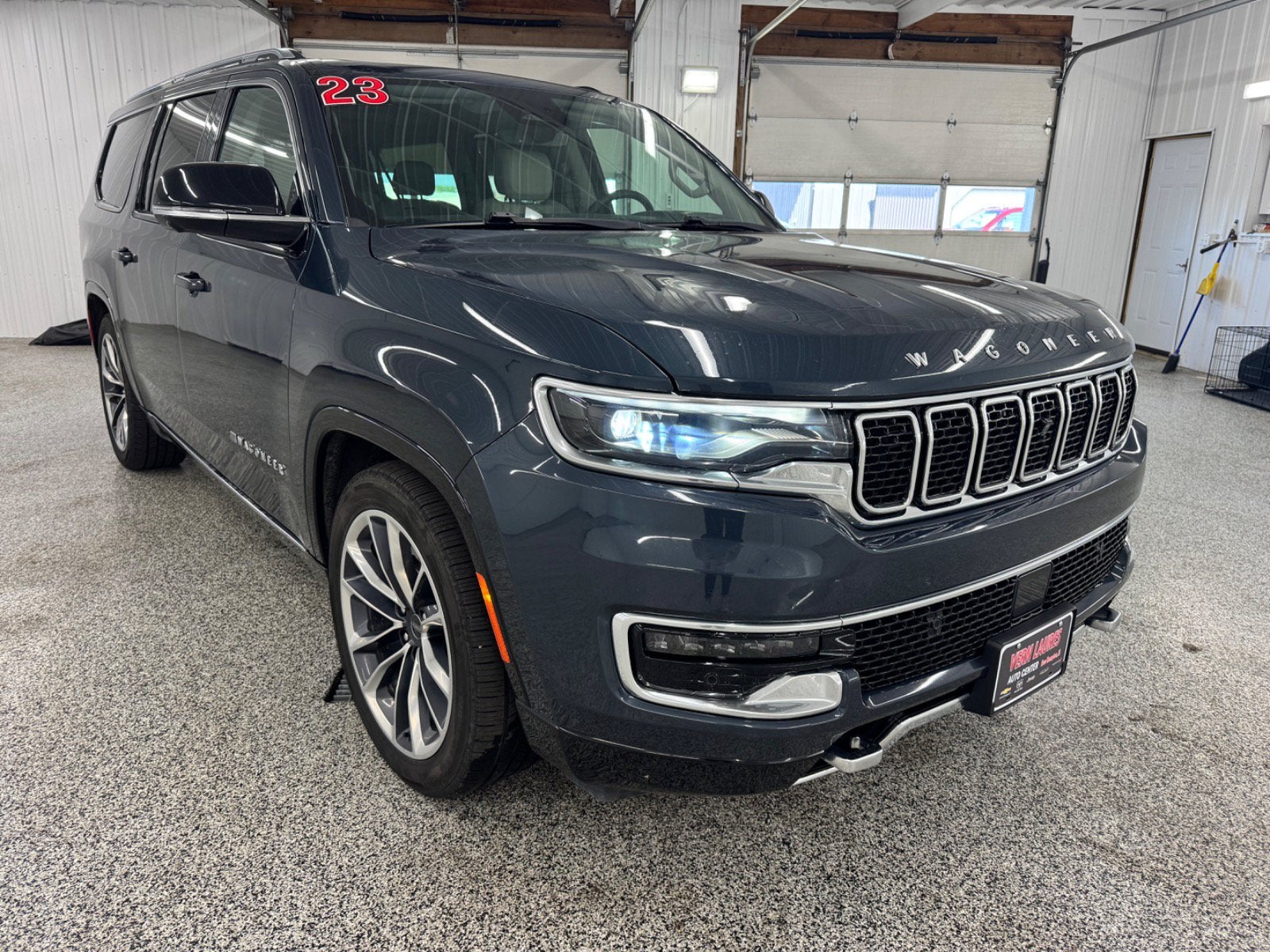 2023 Jeep Wagoneer L Series III