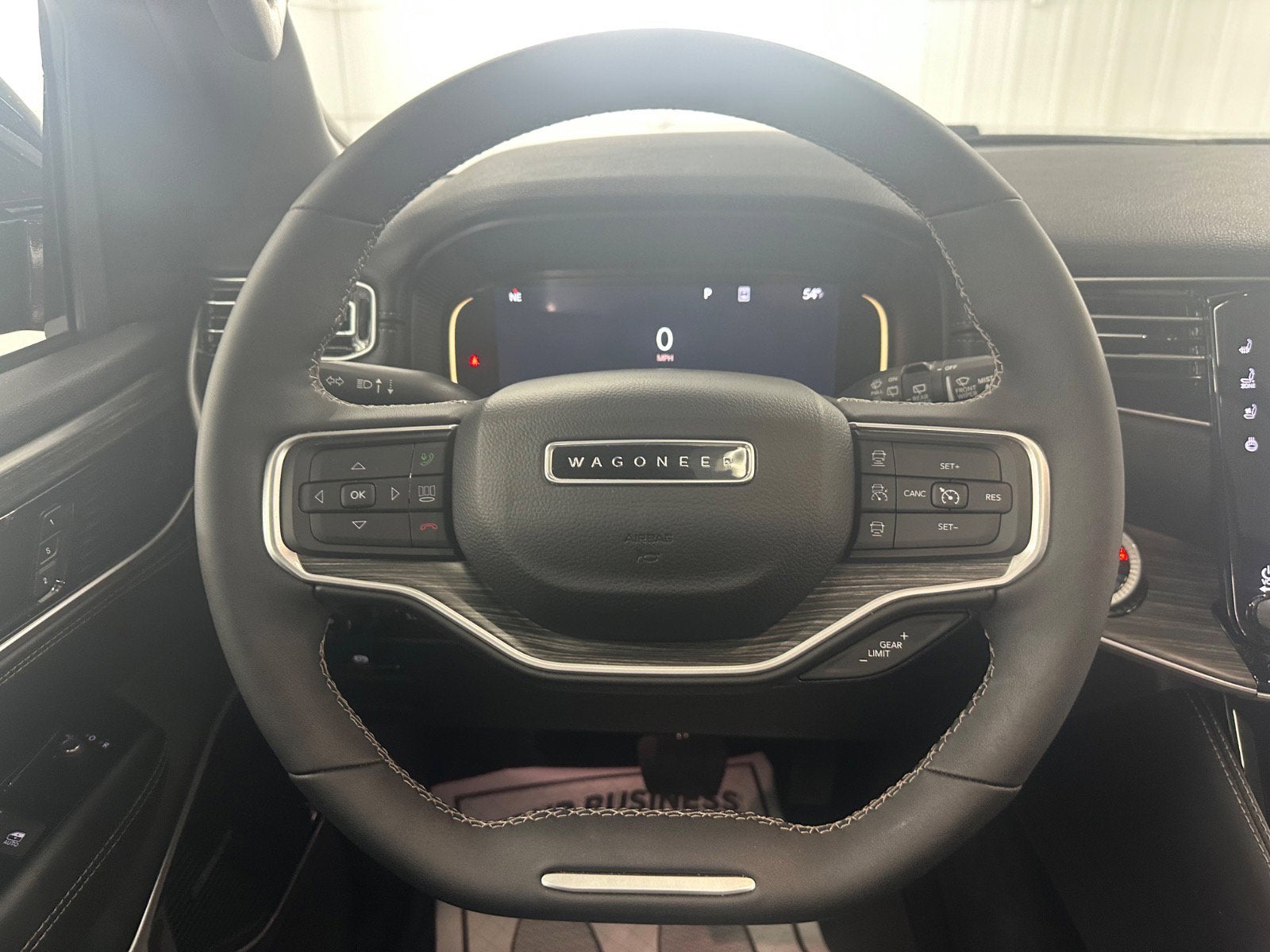 2024 Jeep Wagoneer L Series III