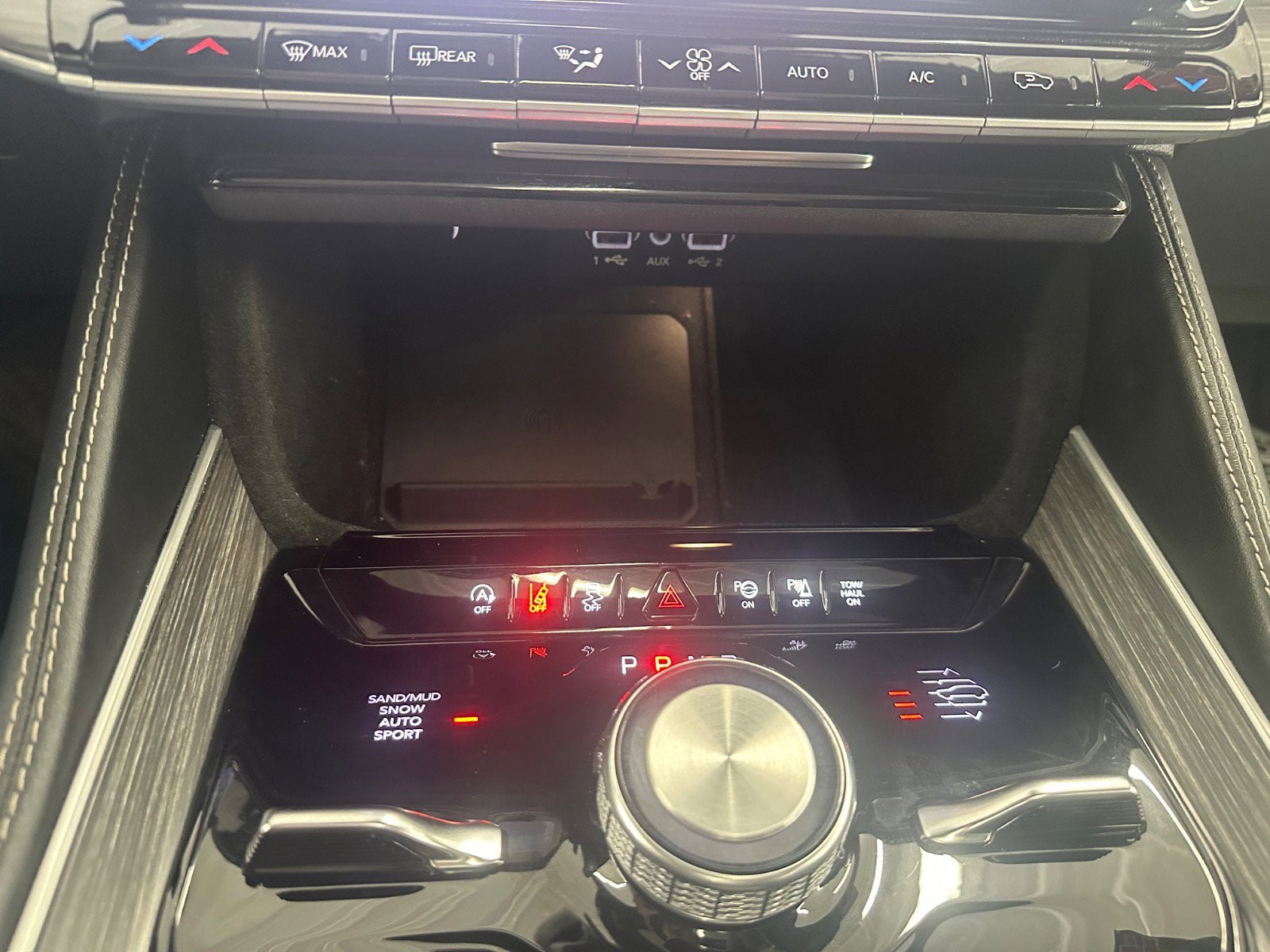 2024 Jeep Wagoneer L Series III