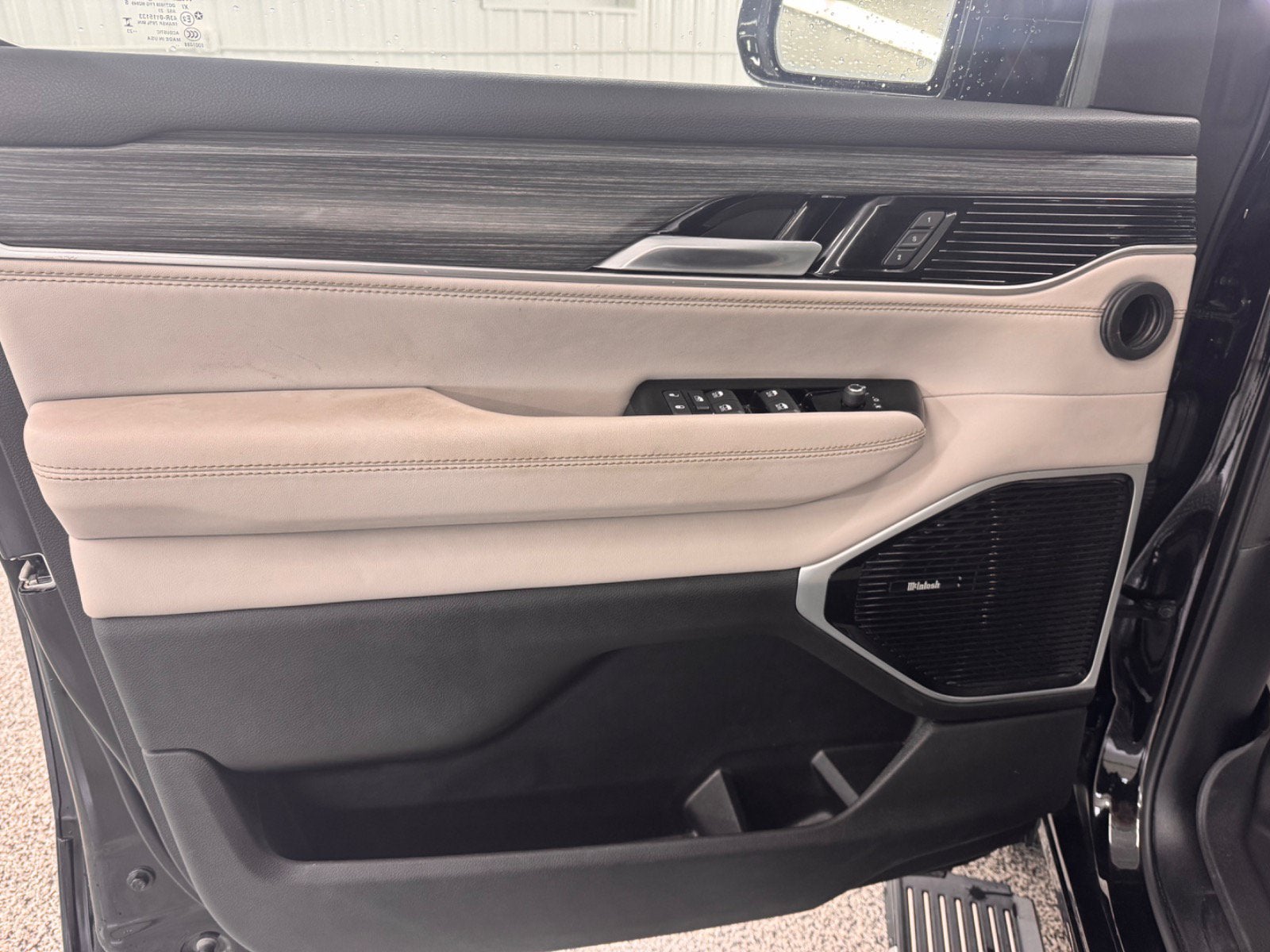 2023 Jeep Wagoneer Series III