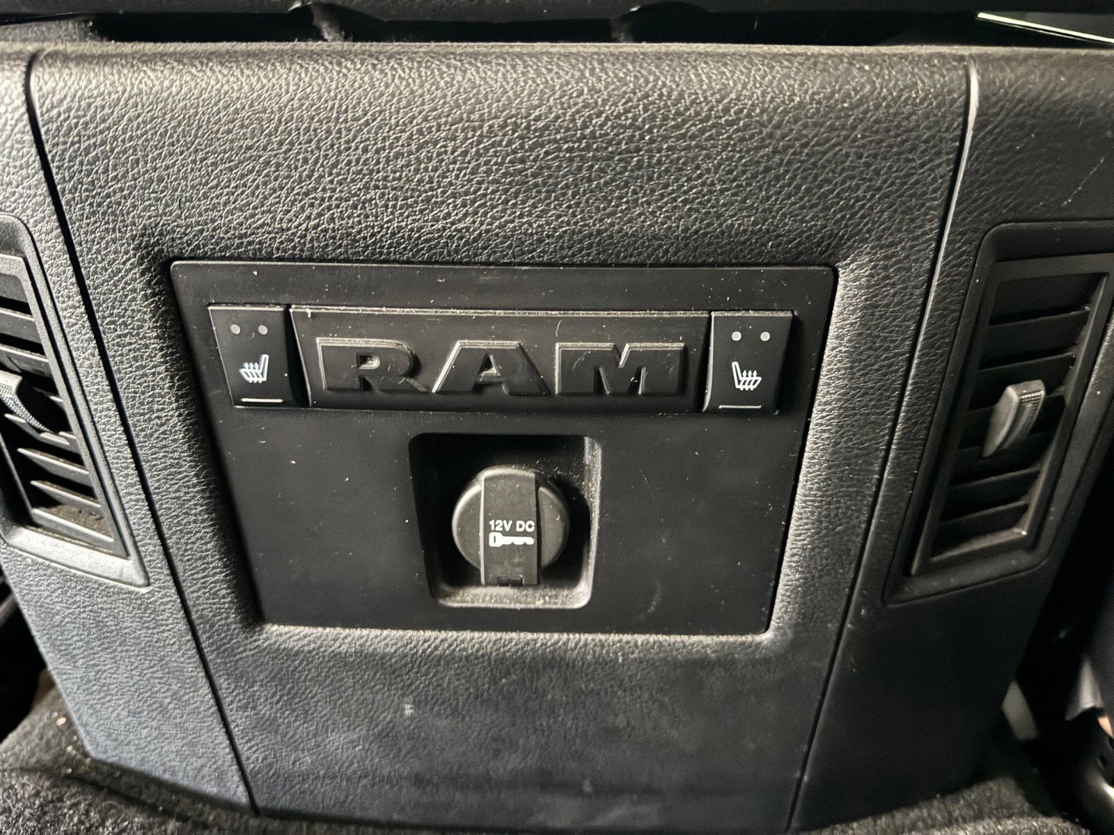 2016 RAM 1500 Laramie