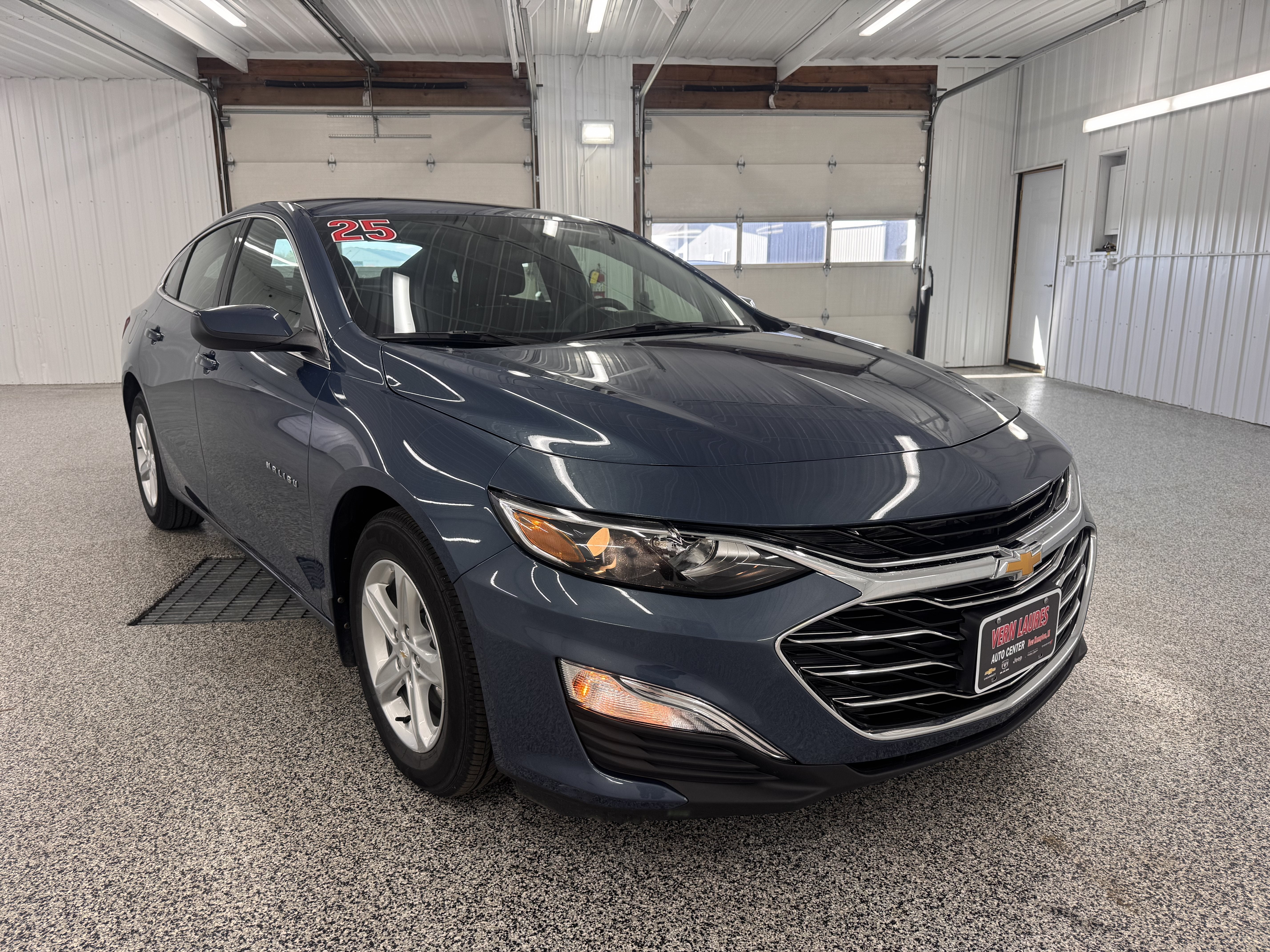 2025 Chevrolet Malibu LS
