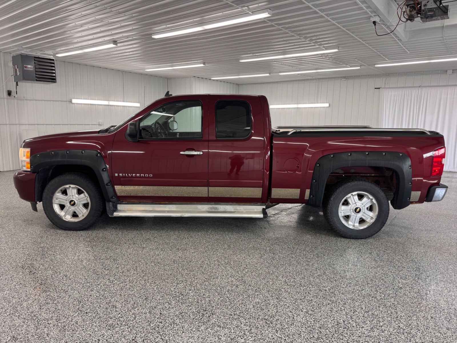 Used 2008 Chevrolet Silverado 1500 1LT with VIN 1GCEK19028Z235502 for sale in New Hampton, IA