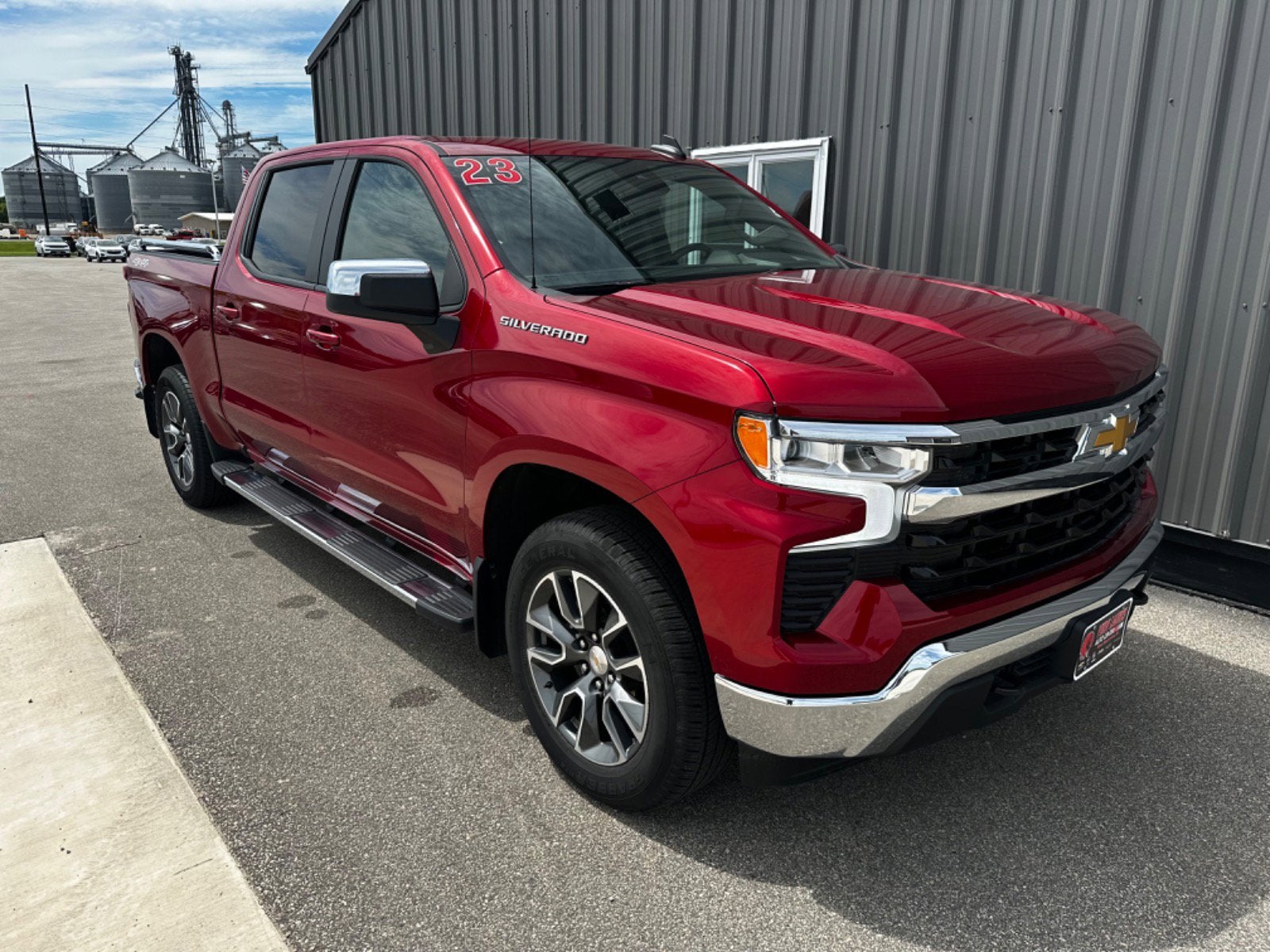 2023 Chevrolet Silverado 1500 LT