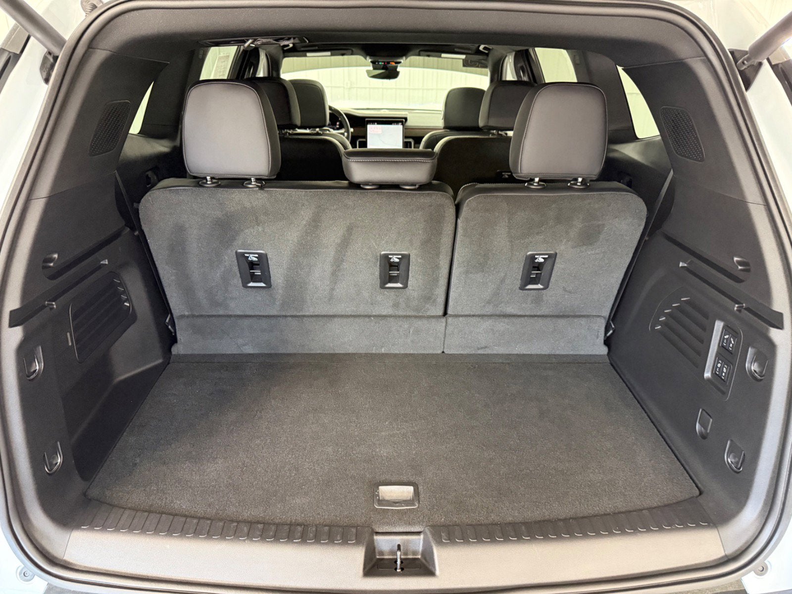 2025 GMC Acadia AWD Denali