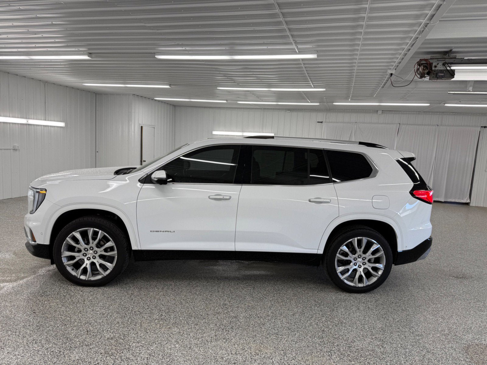 2025 GMC Acadia AWD Denali