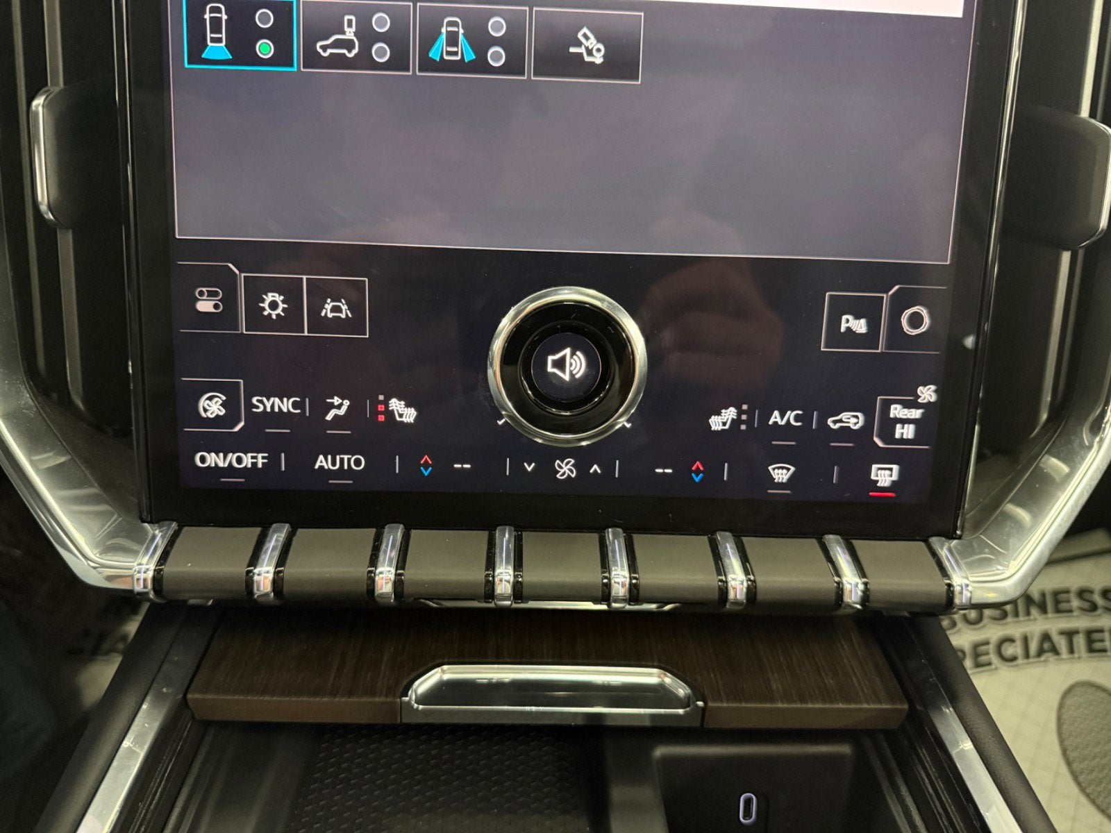 2025 GMC Acadia AWD Denali