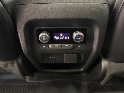 2025 GMC Acadia AWD Denali