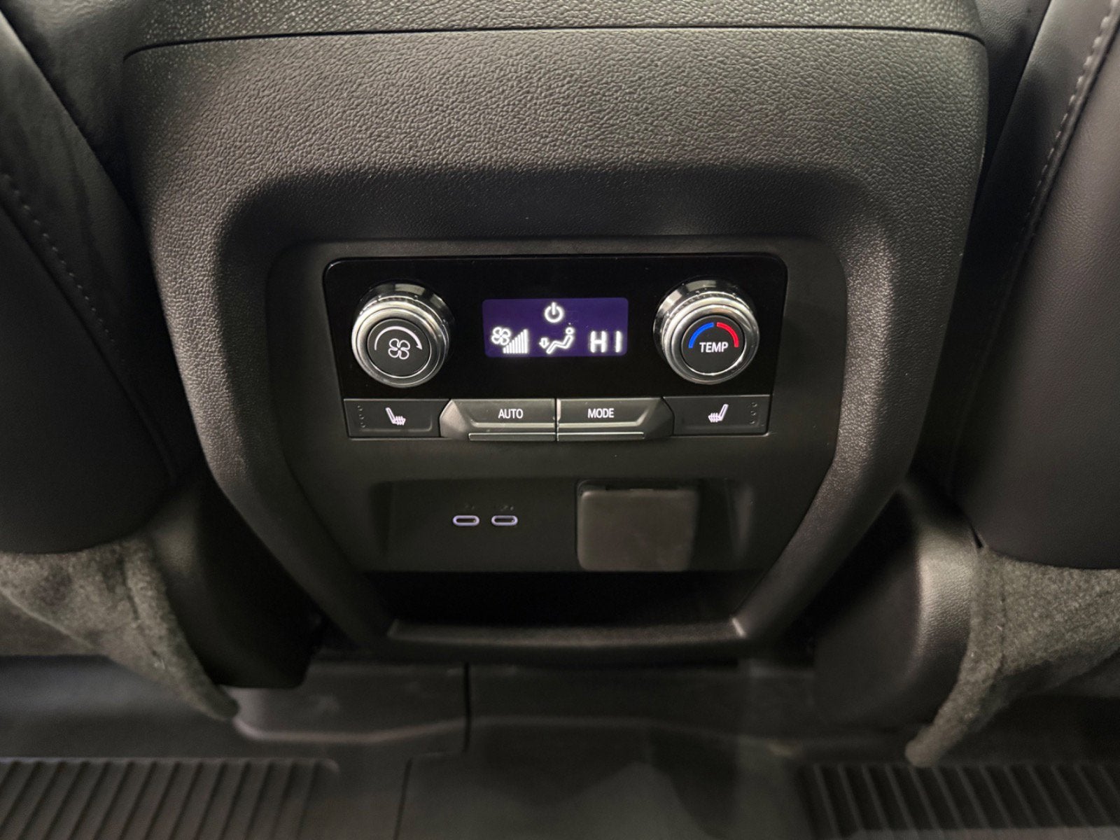 2025 GMC Acadia AWD Denali