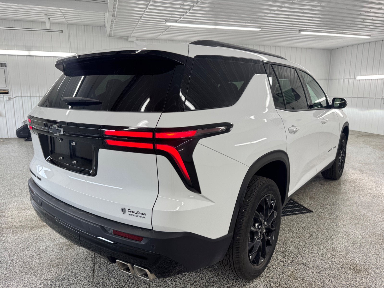 2026 Chevrolet Traverse AWD LT