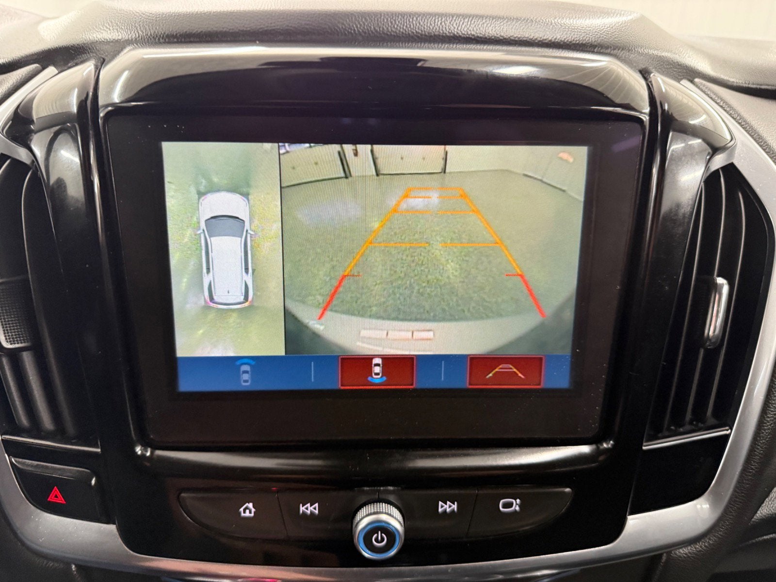 2019 Chevrolet Traverse LT Leather