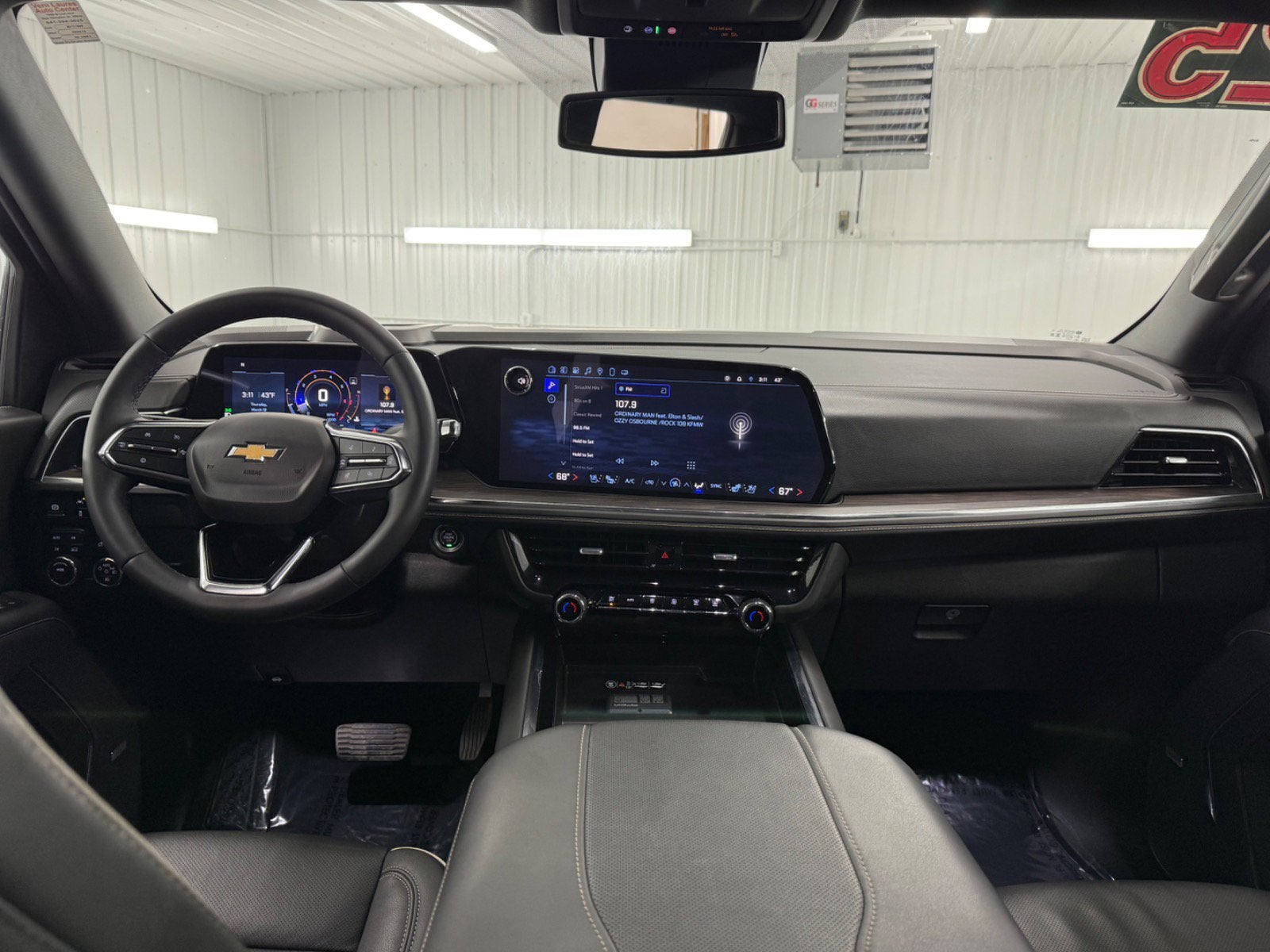 2025 Chevrolet Suburban Premier