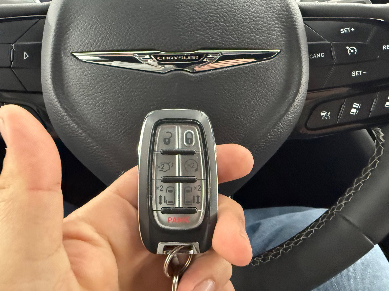 2024 Chrysler Pacifica Touring L