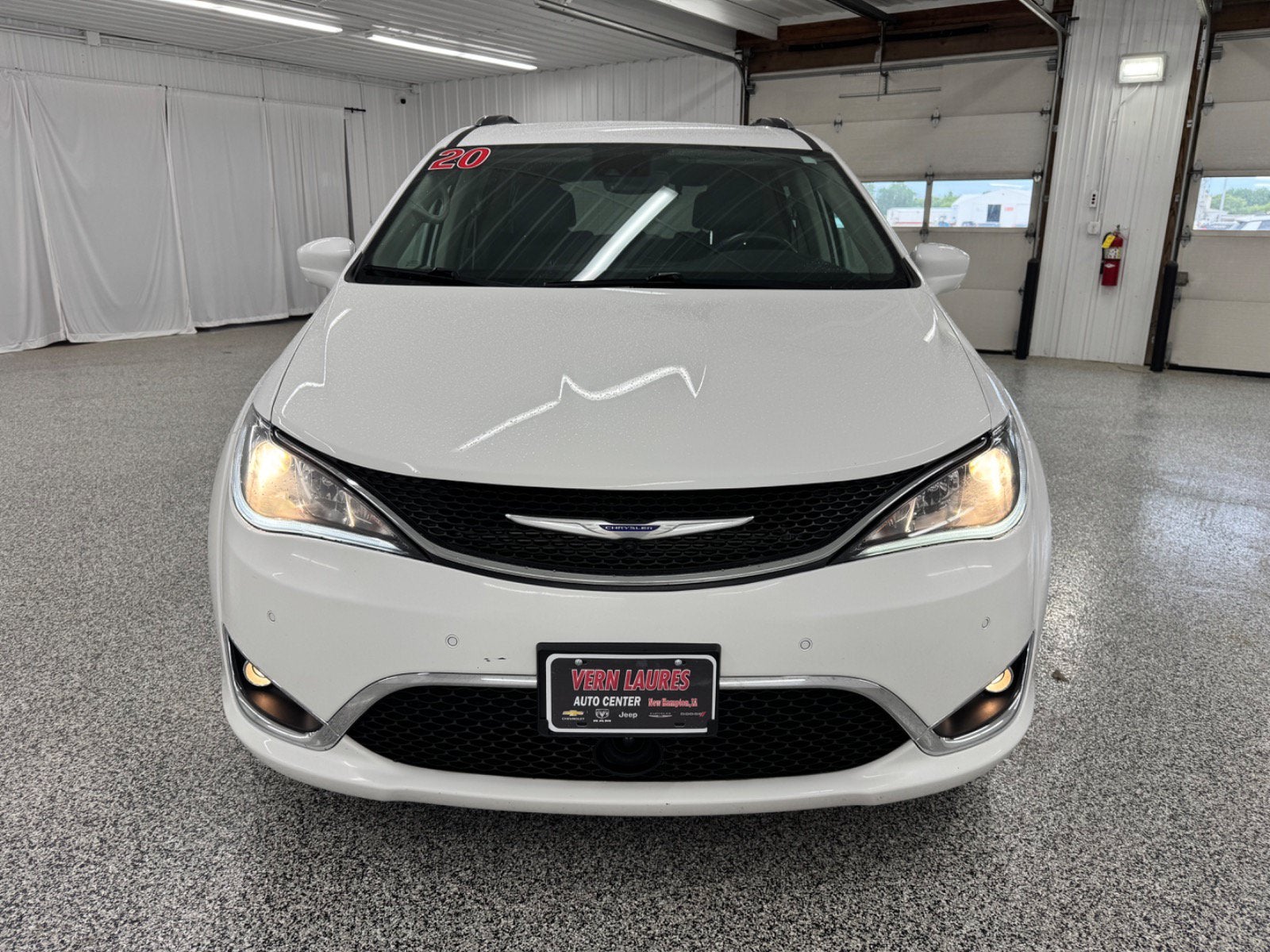 2020 Chrysler Pacifica Touring L