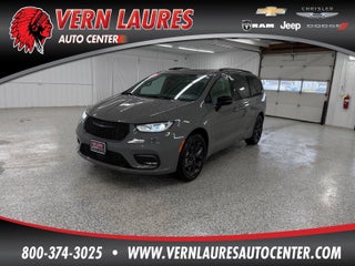 2024 Chrysler Pacifica Limited