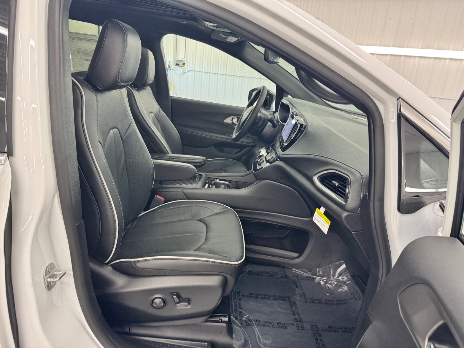 2027 Chrysler Pacifica Limited