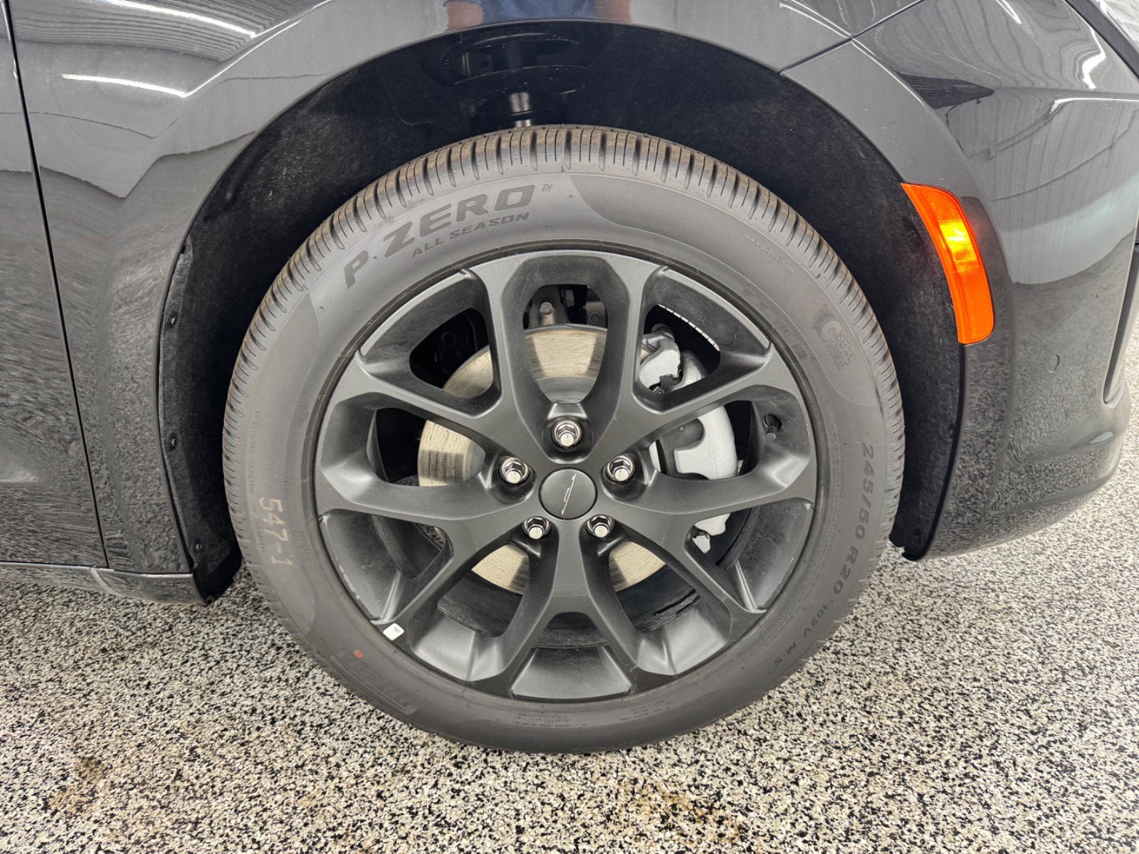 2027 Chrysler Pacifica Limited