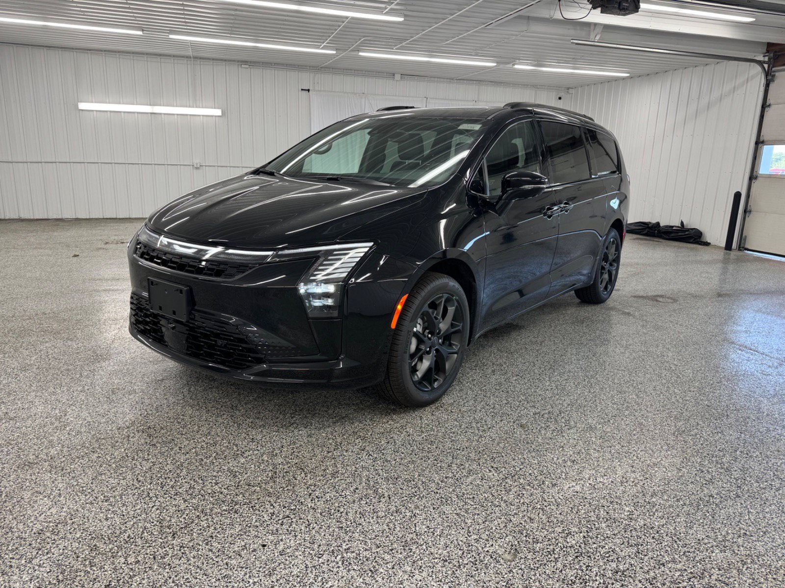 2027 Chrysler Pacifica Limited