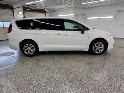 2024 Chrysler Pacifica Limited