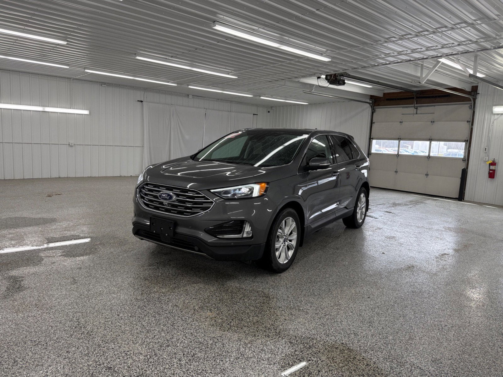 2022 Ford Edge Titanium