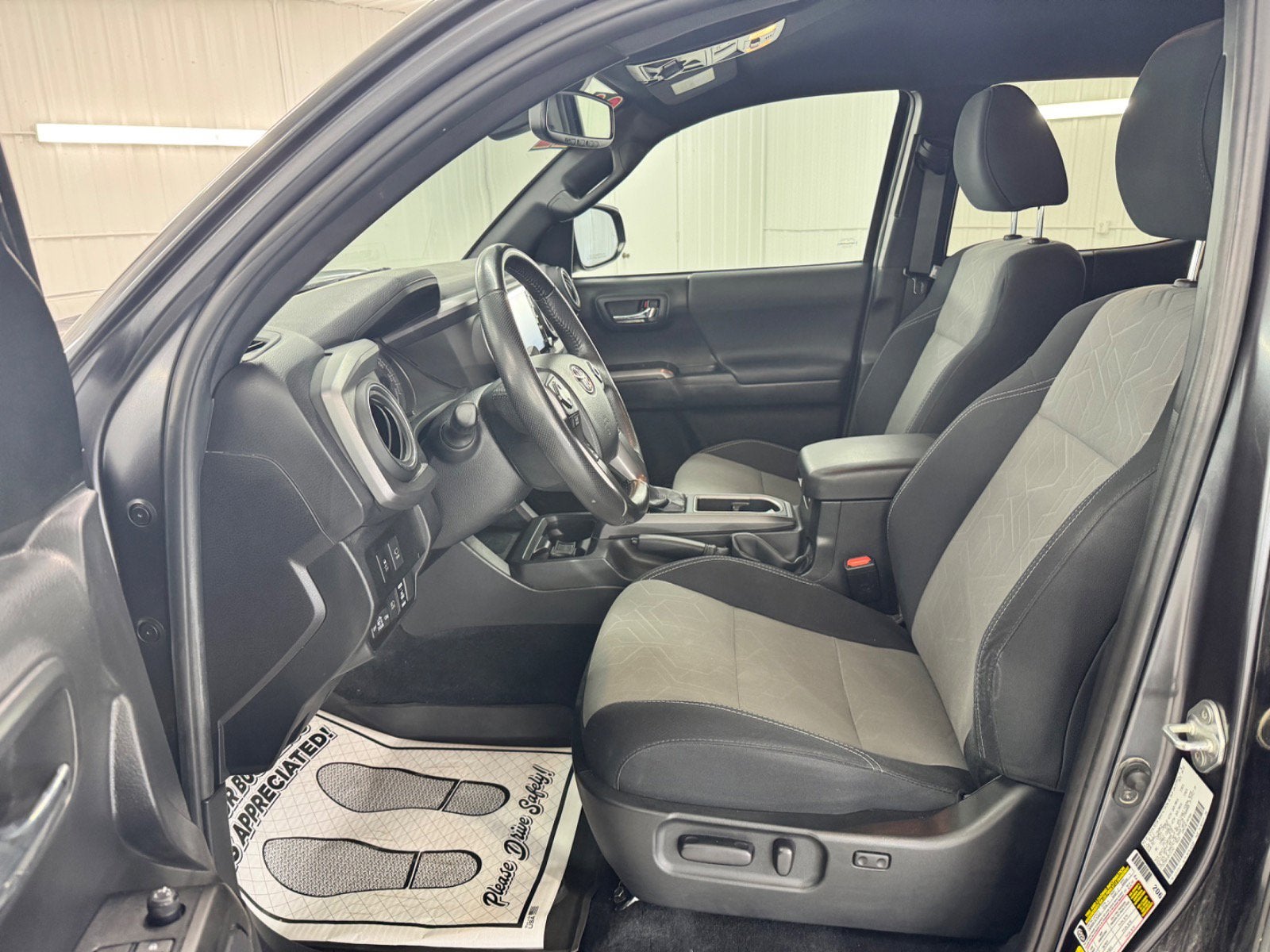 2022 Toyota Tacoma 4WD TRD Off Road