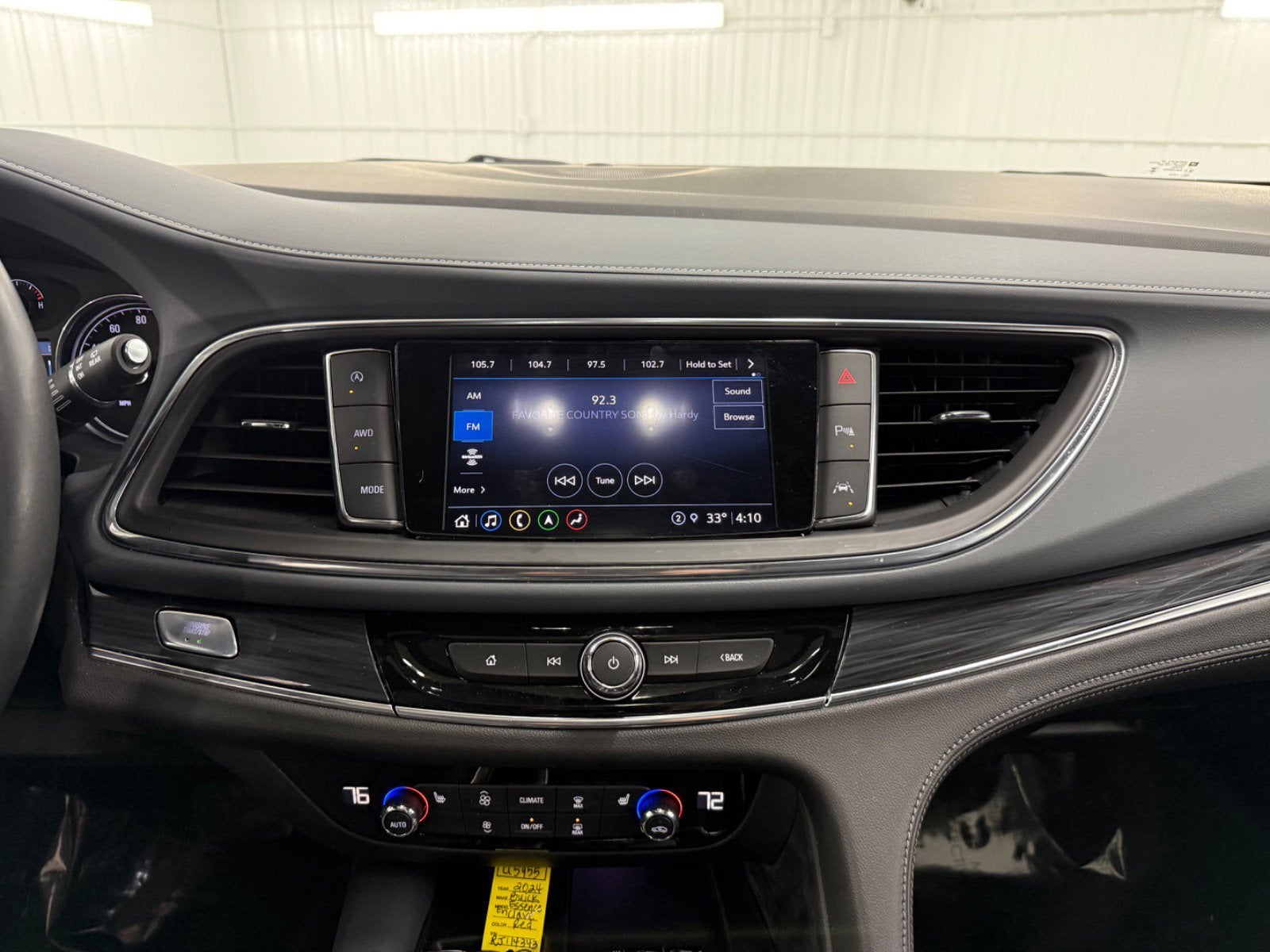 2024 Buick Enclave Essence