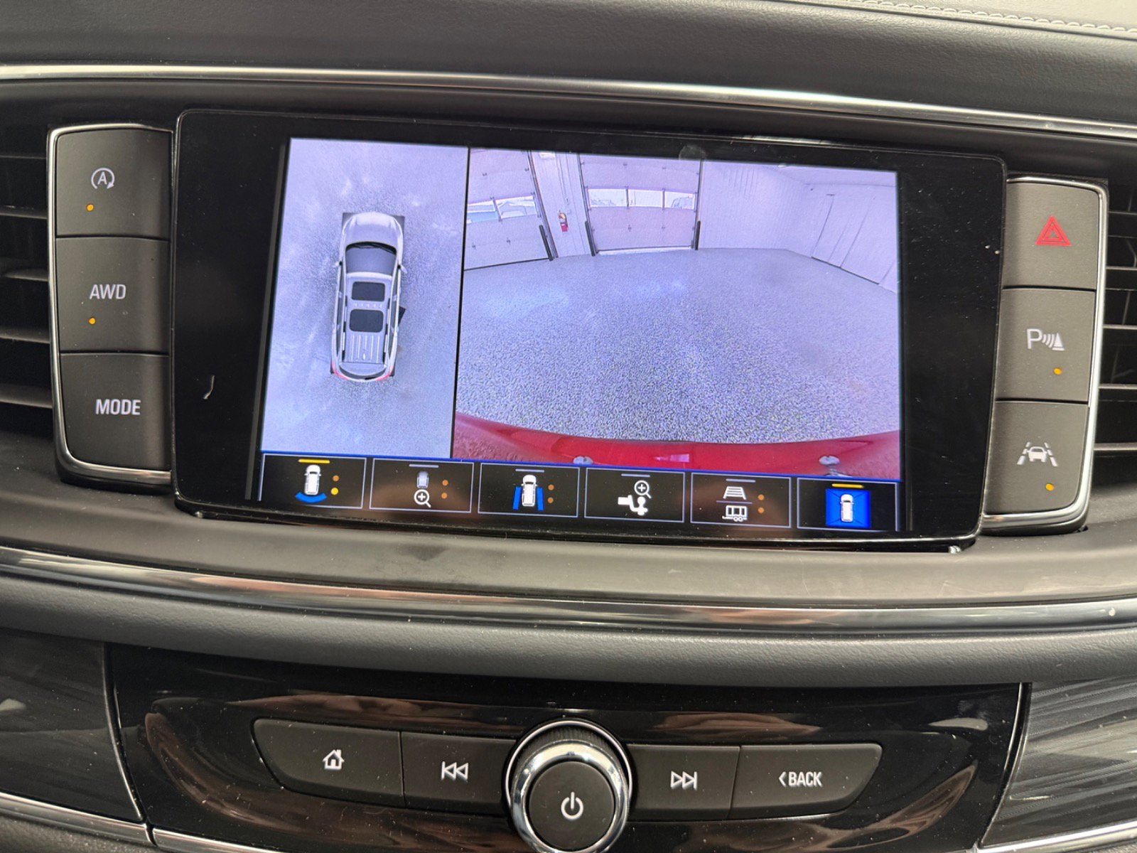 2024 Buick Enclave Essence