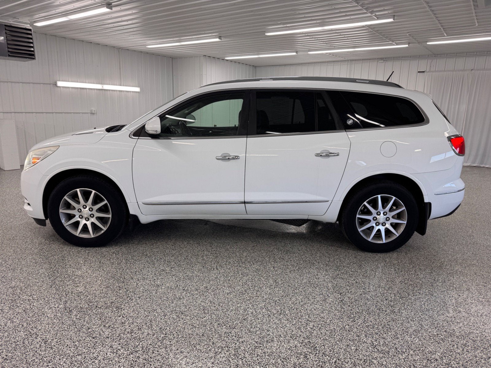 Used 2016 Buick Enclave Leather with VIN 5GAKVBKD2GJ269886 for sale in New Hampton, IA
